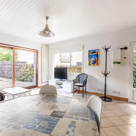 Au Bord De La Corniche - 35 Holiday home *