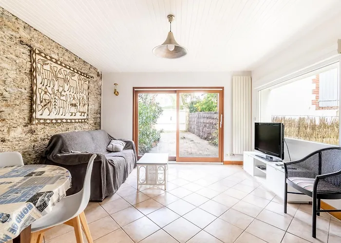 35 - A 2 Pas Des Plages * Pornic