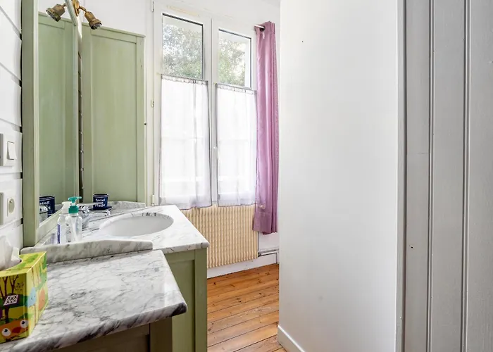 35 - A 2 Pas Des Plages Hébergement de vacances *