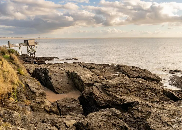 35 - A 2 Pas Des Plages